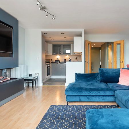 Excel, O2, Canary Wharf, London City Airport - Free Parking Londres Exterior foto
