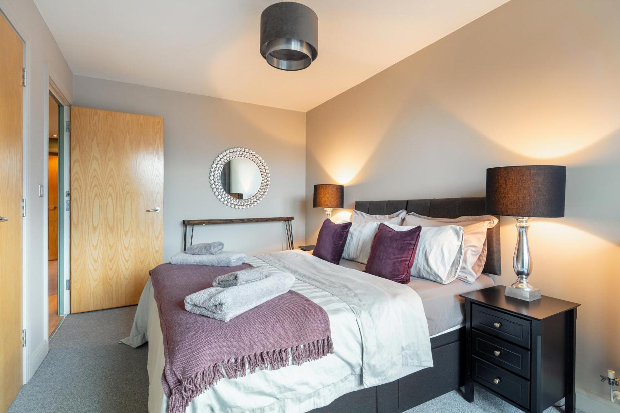 Excel, O2, Canary Wharf, London City Airport - Free Parking Londres Exterior foto
