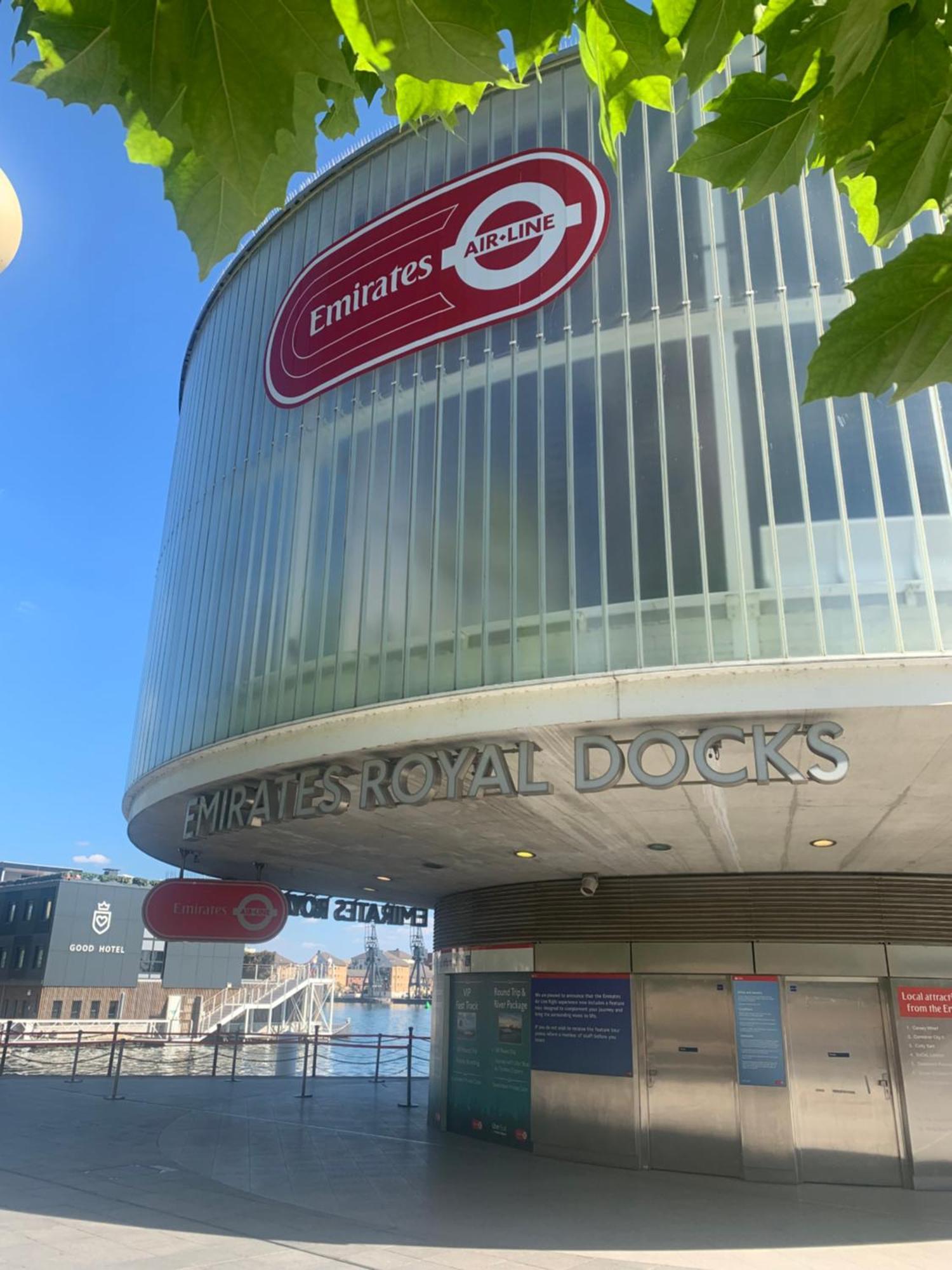 Excel, O2, Canary Wharf, London City Airport - Free Parking Londres Exterior foto